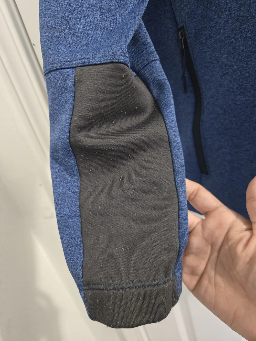 The North Face Men's Blue Full-Zip Softshell Jacket